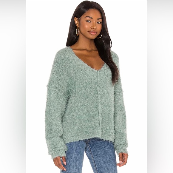 Free People Fuzzy Sweater Pullover Icing V Spring Dust Size XS Extra Small New - Picture 11 of 14